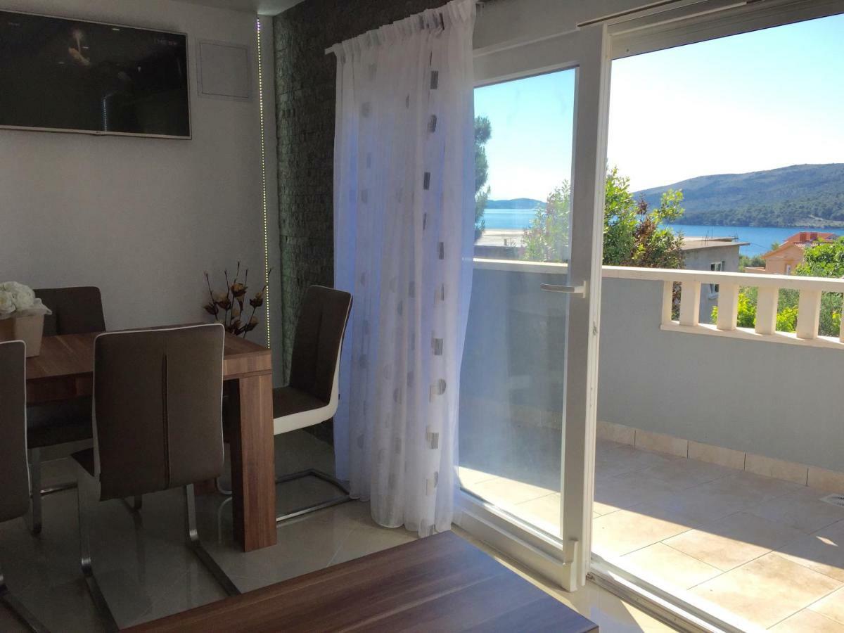 Apartmani Sanja Marina Buitenkant foto